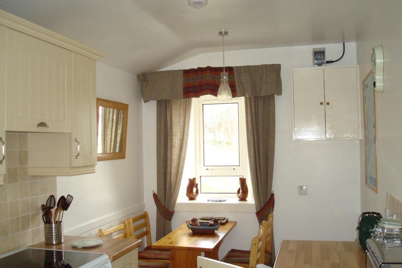 Harris White Cottage Rodel Eksteriør billede